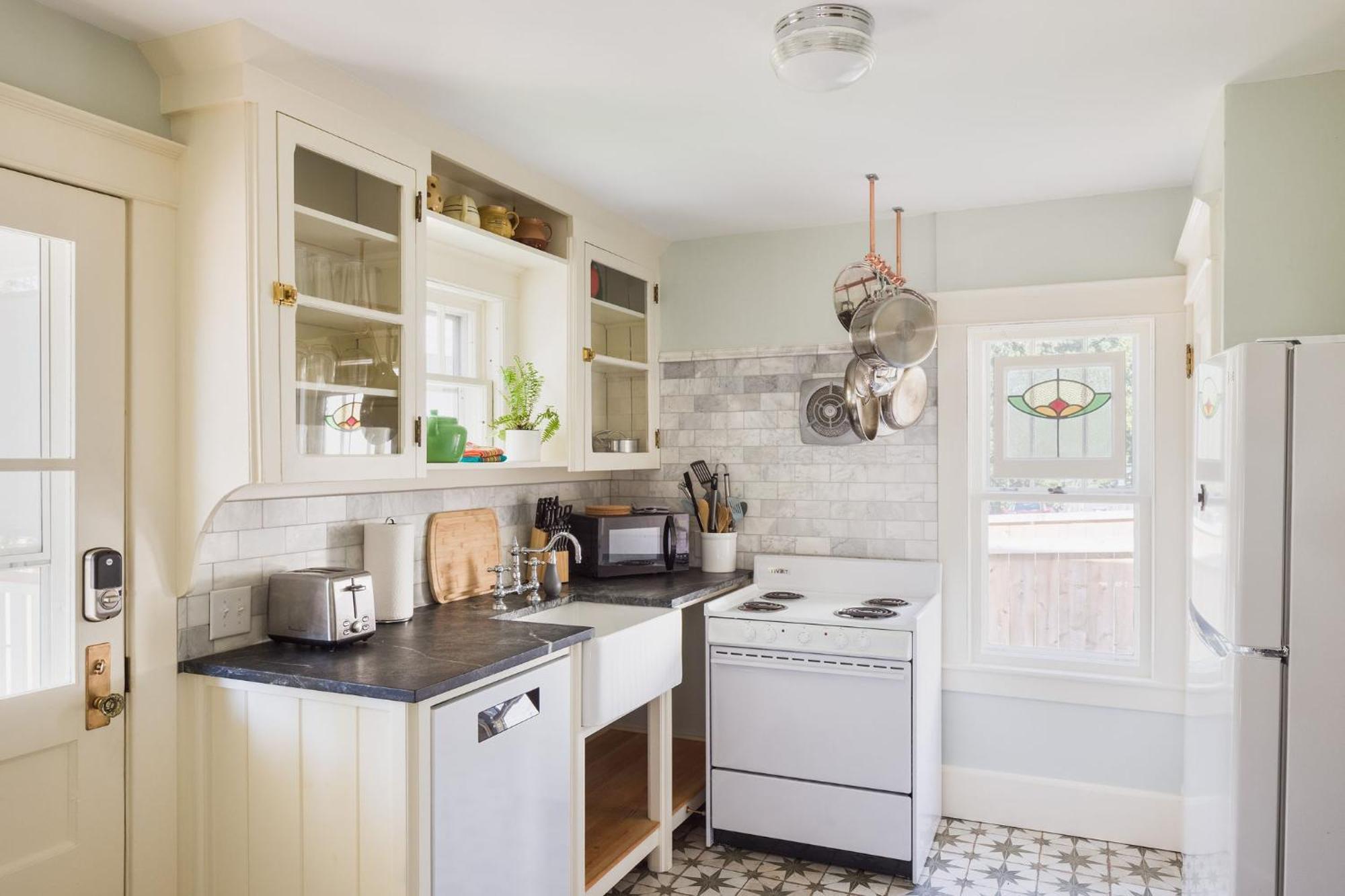 Queen City Bungalow & Cottages برلينغتون المظهر الخارجي الصورة