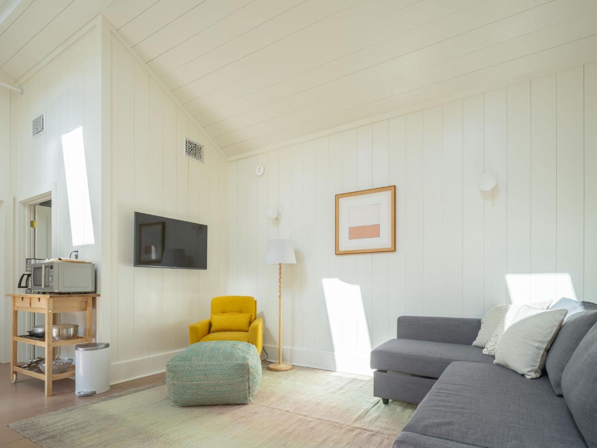 Queen City Bungalow & Cottages برلينغتون المظهر الخارجي الصورة