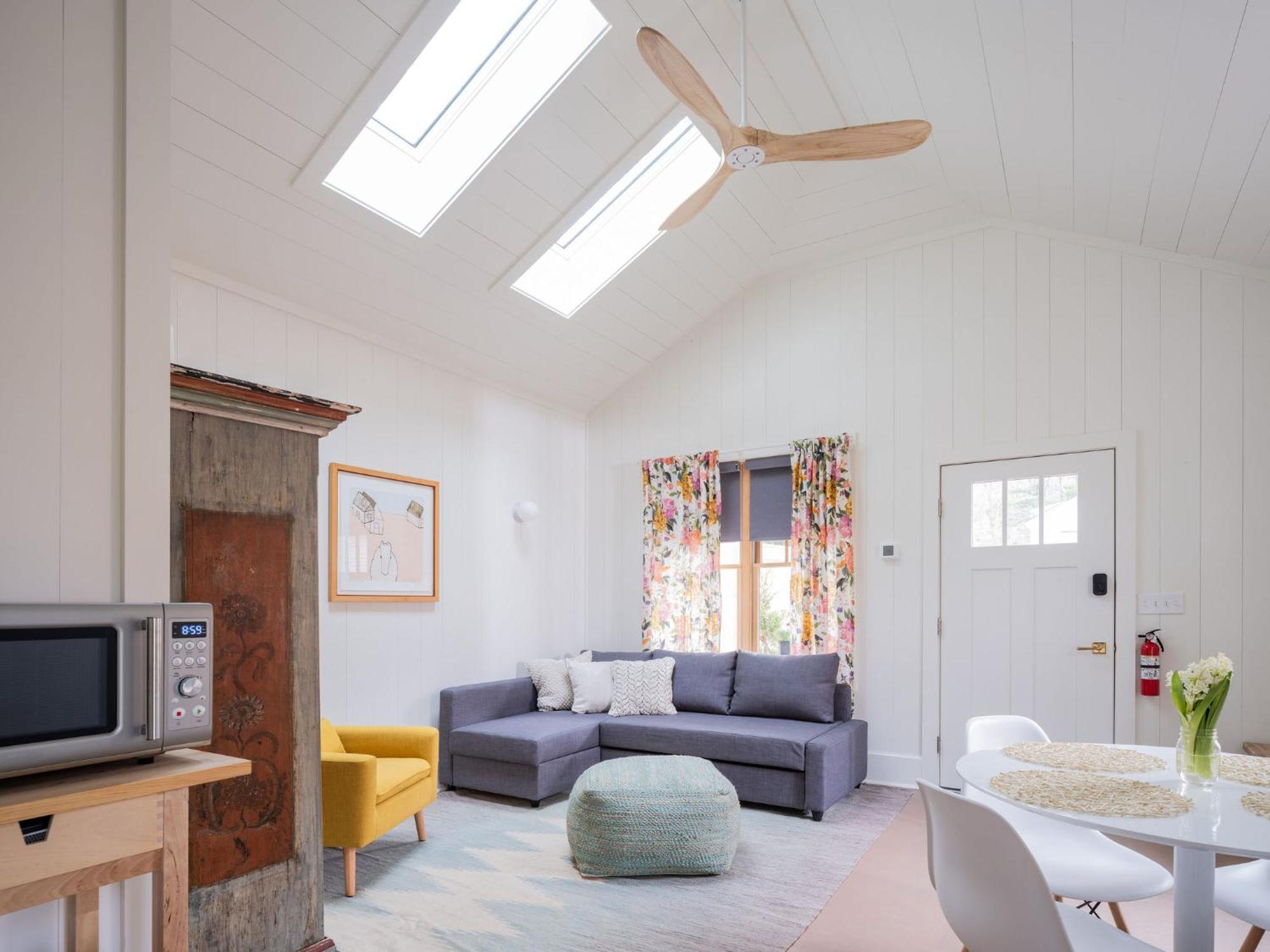 Queen City Bungalow & Cottages برلينغتون المظهر الخارجي الصورة